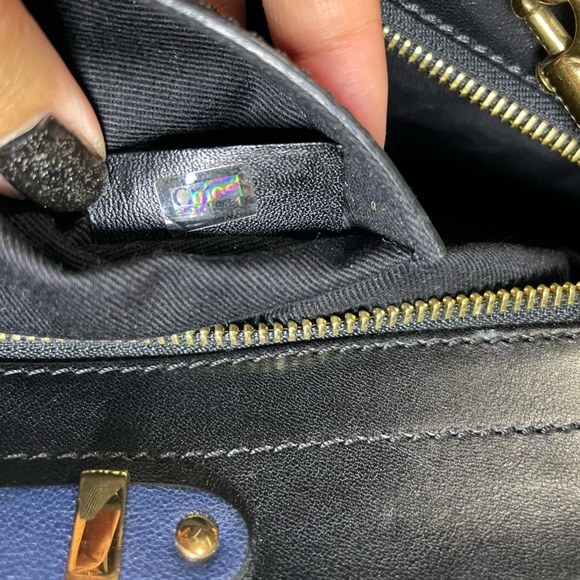 Chloe Small Navy Alice 💙 - Picture 13 of 16